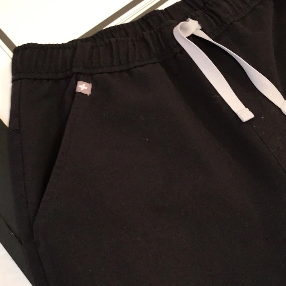 Figs Men’s Tansen Jogger Scrub Pants Black Small